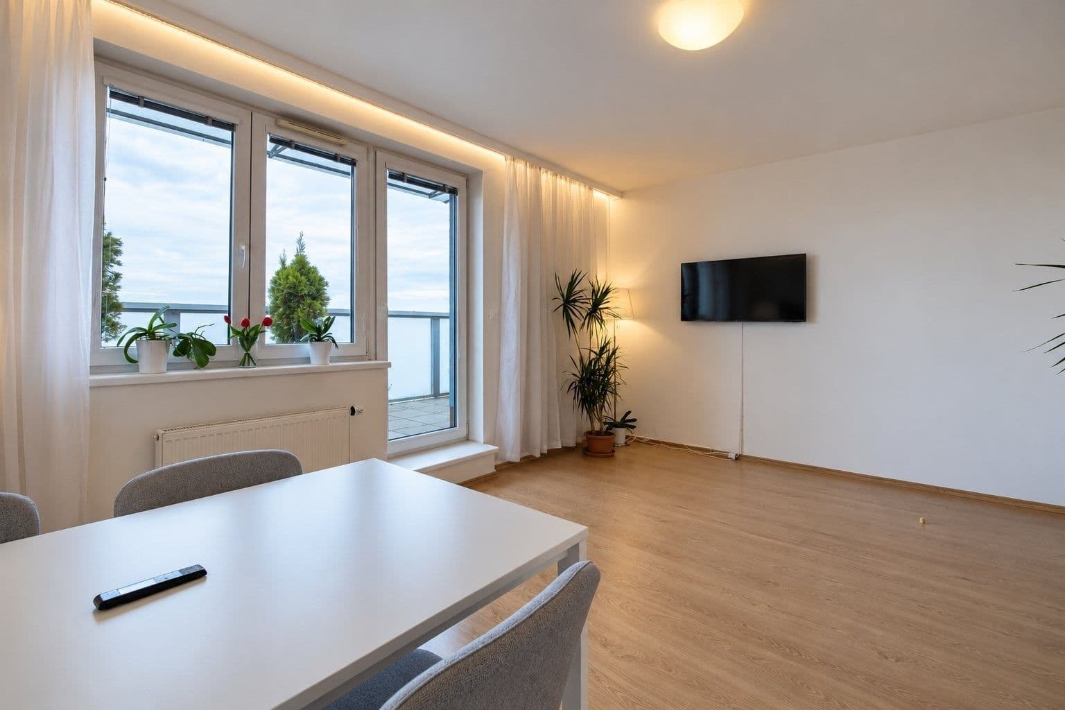 Prenájom bytu 2-izbový 62 m², Březenská, Praha, Praha Prenájom bytu 2-izbový 62 m², Březenská, Praha, Praha