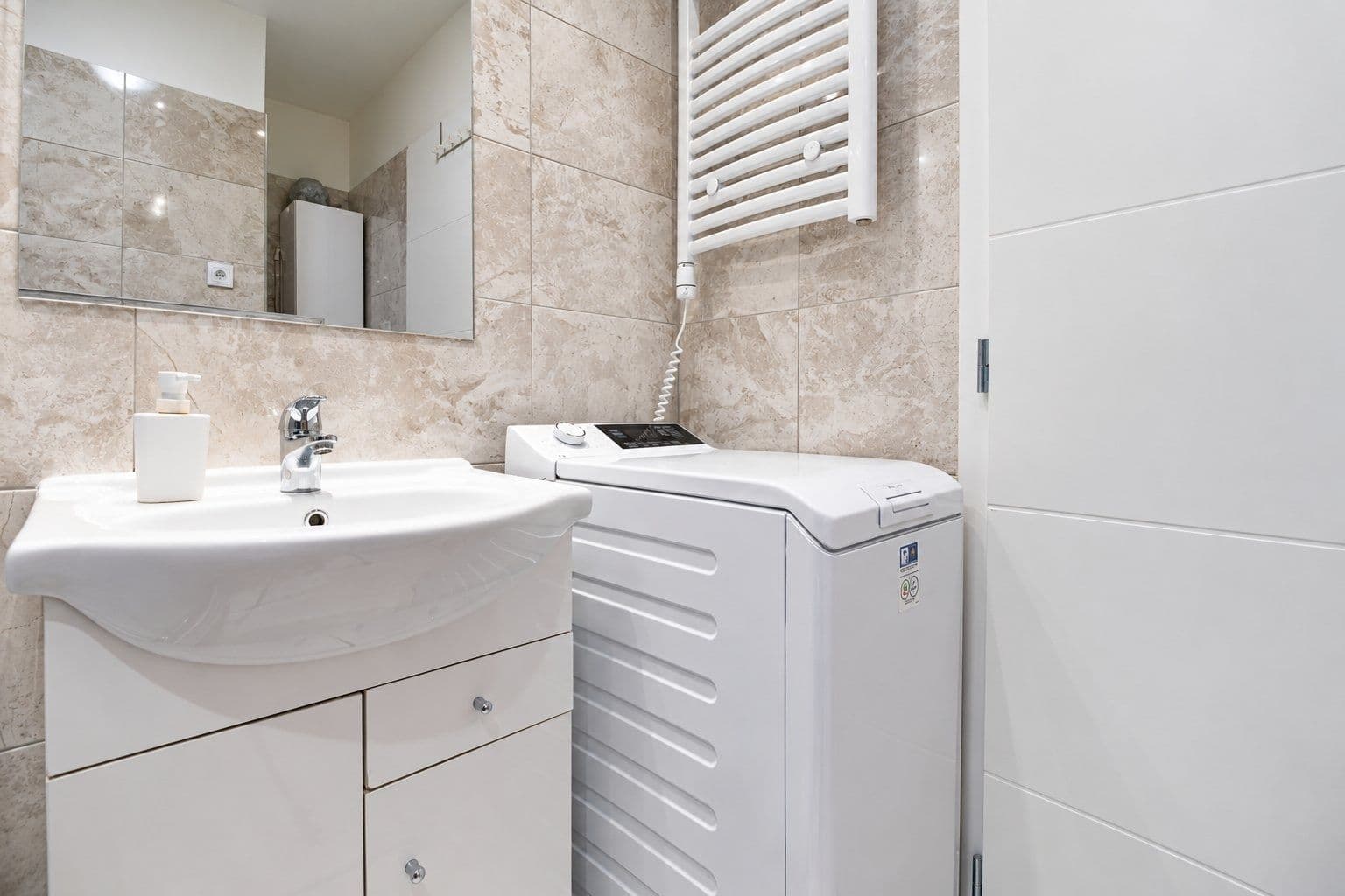 Prenájom bytu 2-izbový 69 m², Březenská, Praha, Praha Prenájom bytu 2-izbový 69 m², Březenská, Praha, Praha