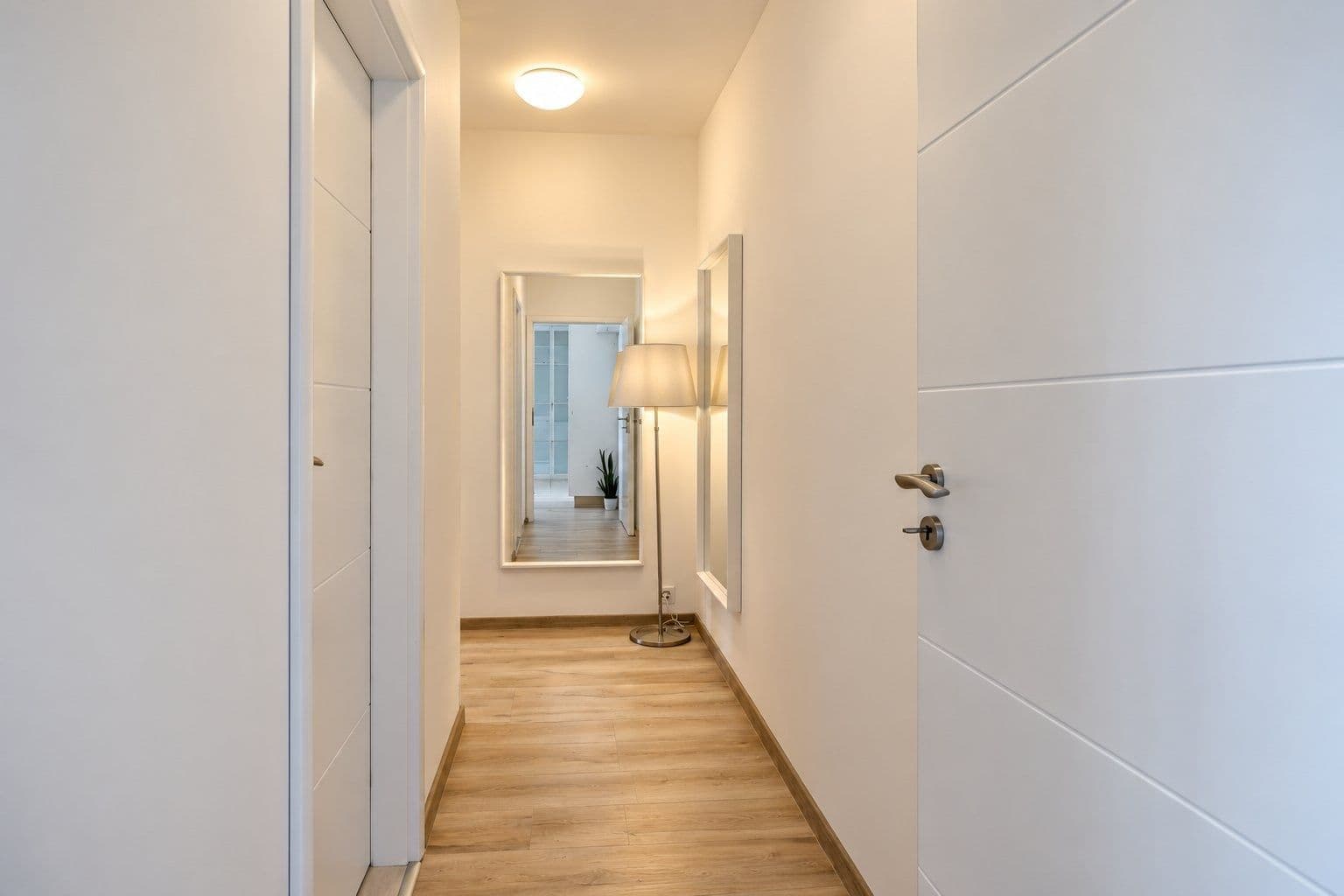 Prenájom bytu 2-izbový 69 m², Březenská, Praha, Praha Prenájom bytu 2-izbový 69 m², Březenská, Praha, Praha