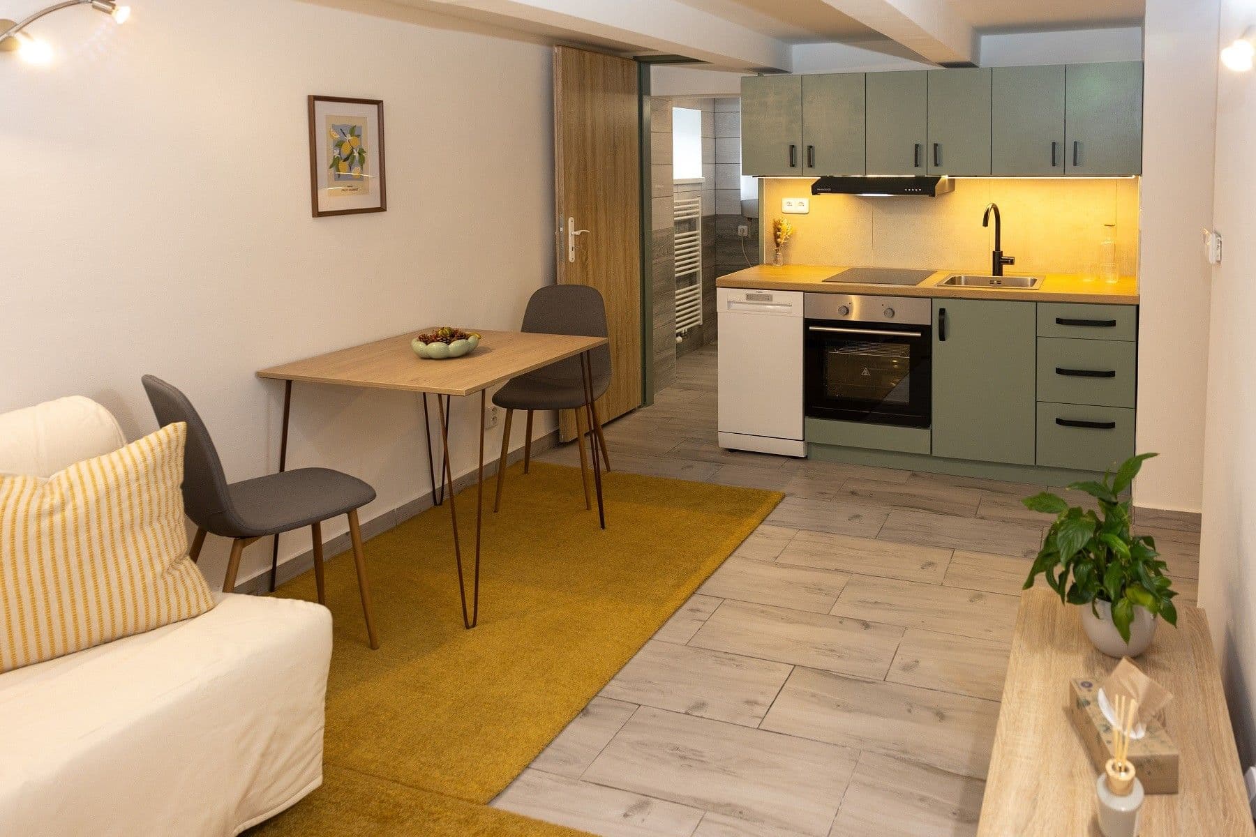 Predaj nebytového priestoru 35 m², Ouvalova, Slaný, Středočeský kraj Predaj nebytového priestoru 35 m², Ouvalova, Slaný, Středočeský kraj