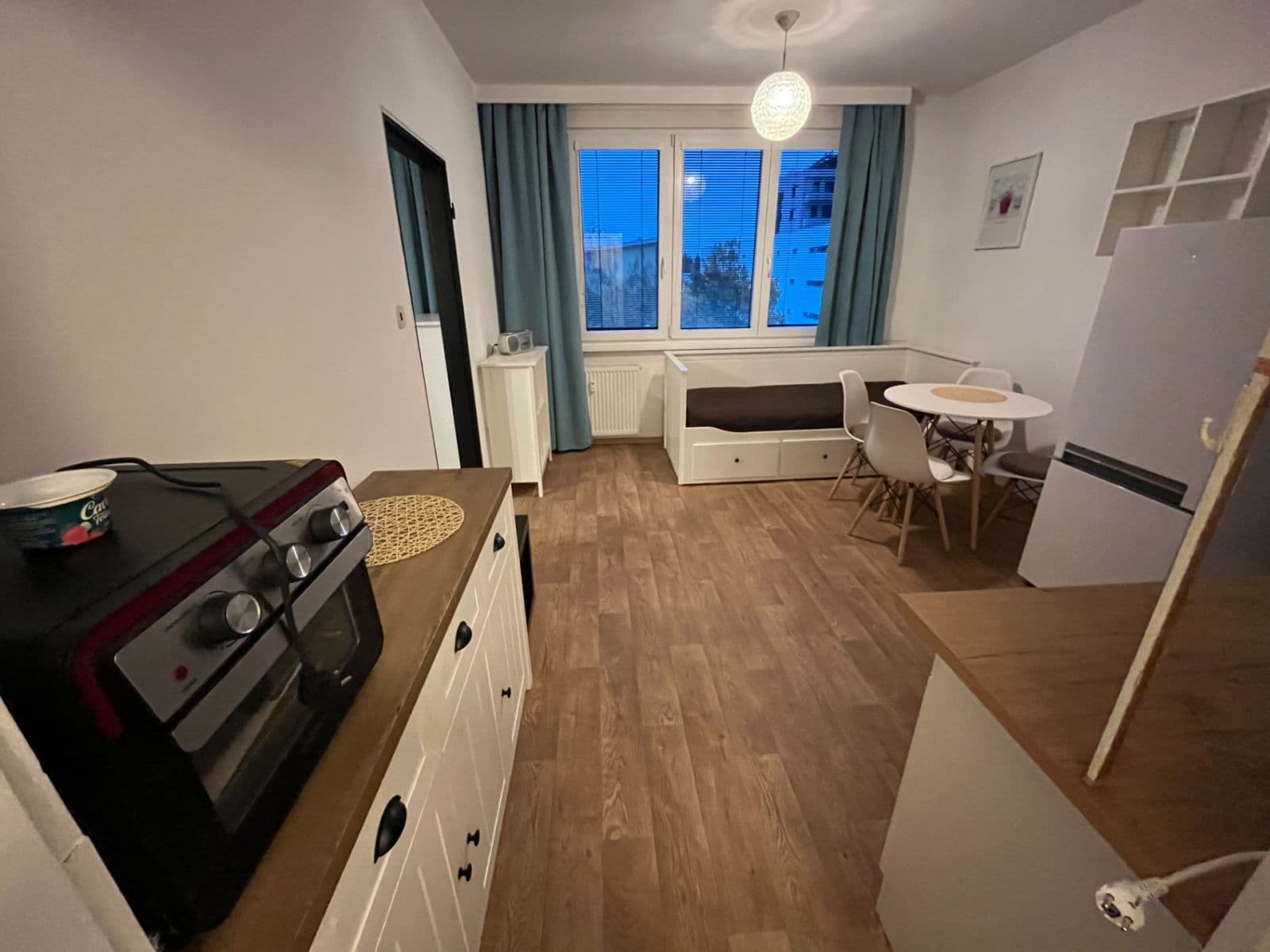 Prenájom bytu 1-izbový 36 m², V. Talicha, České Budějovice, Jihočeský kraj Prenájom bytu 1-izbový 36 m², V. Talicha, České Budějovice, Jihočeský kraj