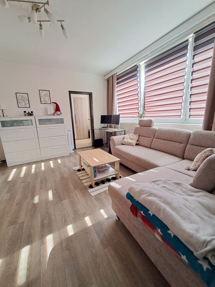 Prenájom bytu 2-izbový 44 m², Jana Maluchy, Ostrava, Moravskoslezský kraj Prenájom bytu 2-izbový 44 m², Jana Maluchy, Ostrava, Moravskoslezský kraj