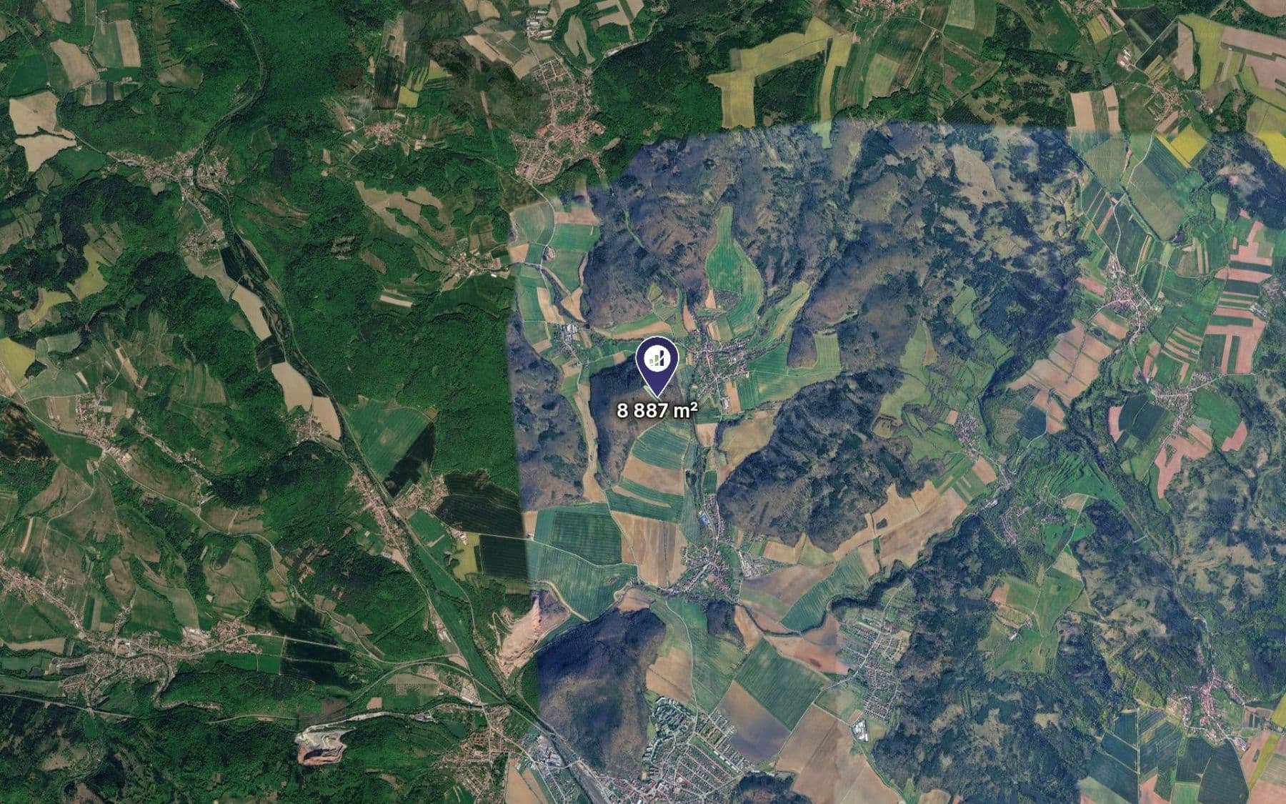 Predaj pozemku 8.887 m², Lomnička, Jihomoravský kraj Predaj pozemku 8.887 m², Lomnička, Jihomoravský kraj