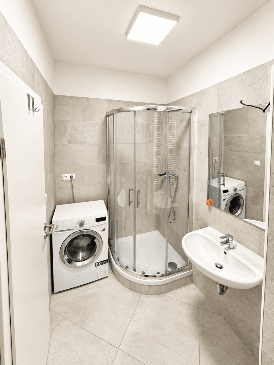 Predaj bytu 1-izbový 38 m², Kadečkové, Praha, Praha Predaj bytu 1-izbový 38 m², Kadečkové, Praha, Praha