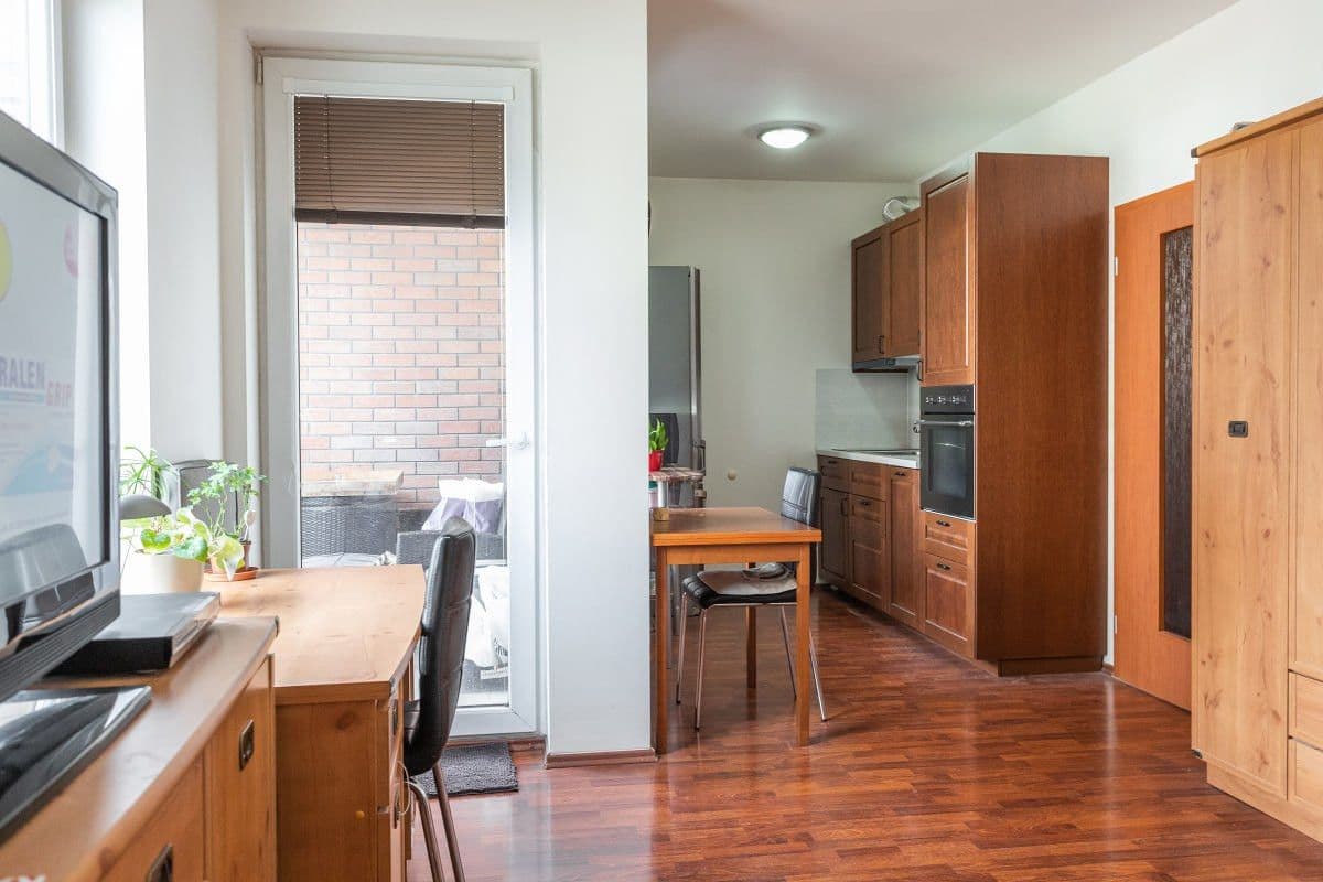 Predaj bytu 1-izbový 35 m², Františka Jansy, Praha, Praha Predaj bytu 1-izbový 35 m², Františka Jansy, Praha, Praha
