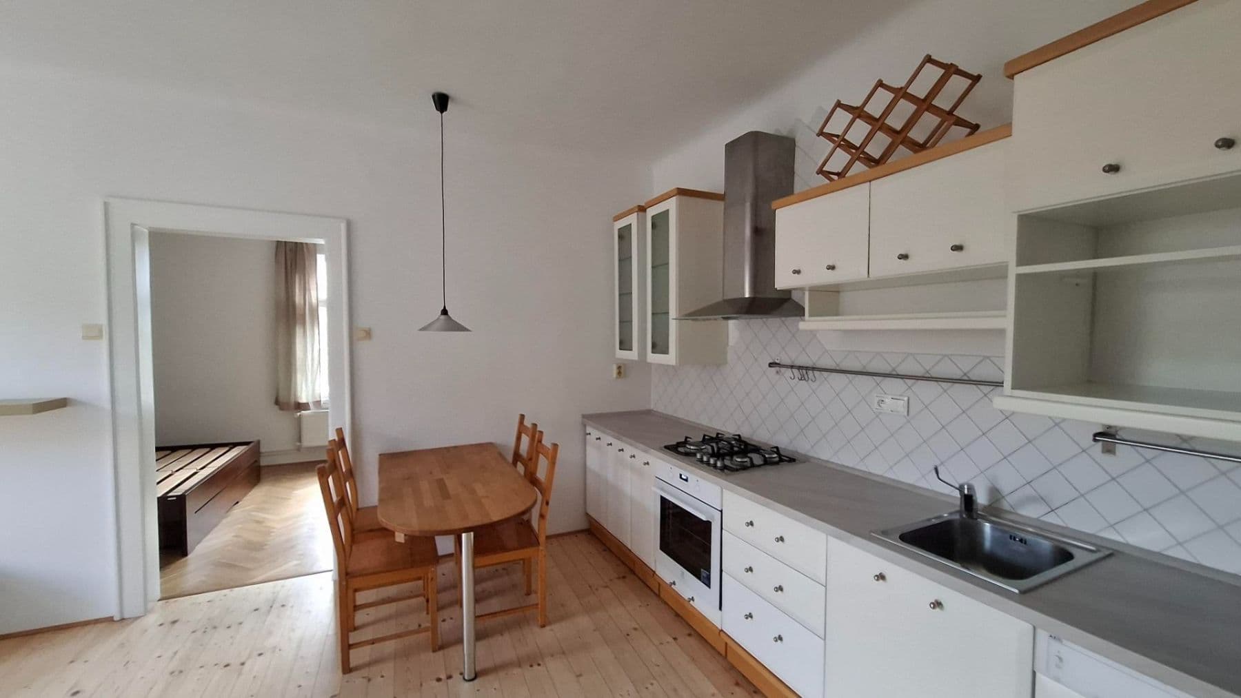 Prenájom bytu 2-izbový 54 m², Žerotínova, Praha, Praha Prenájom bytu 2-izbový 54 m², Žerotínova, Praha, Praha