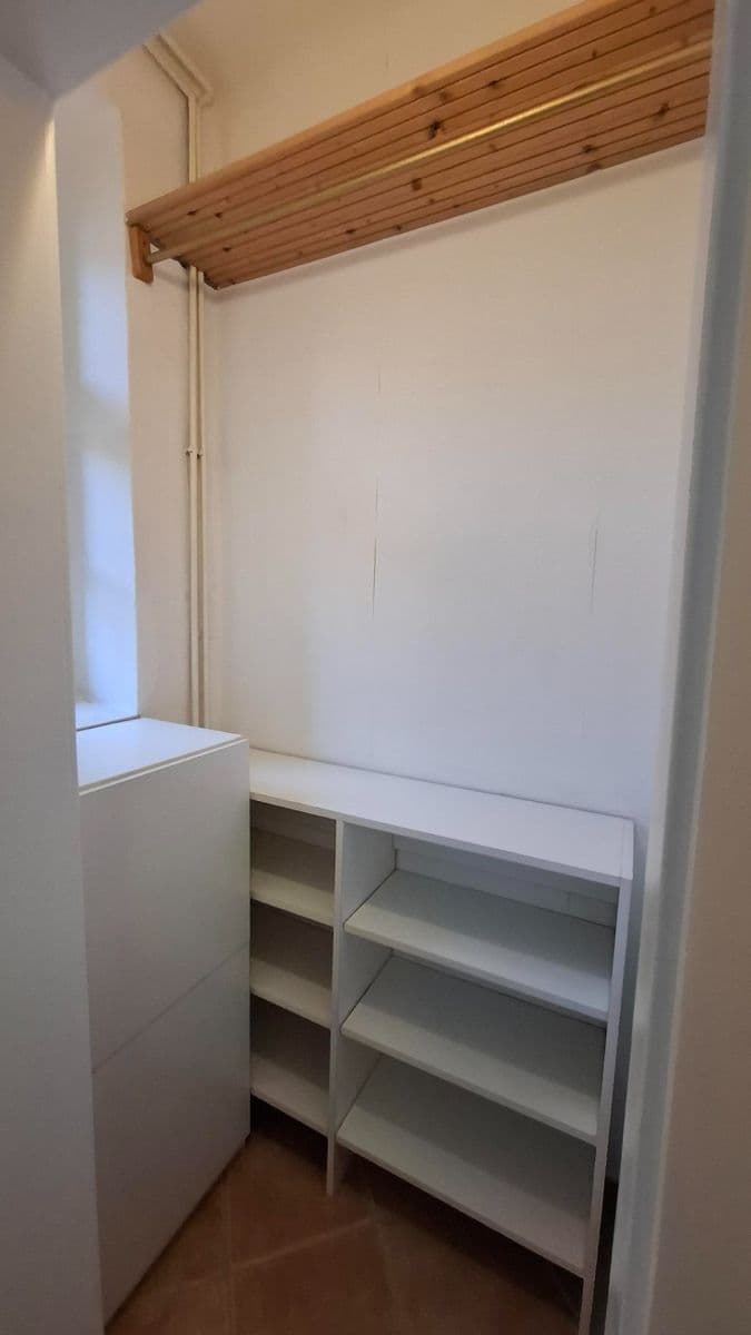 Prenájom bytu 2-izbový 54 m², Žerotínova, Praha, Praha Prenájom bytu 2-izbový 54 m², Žerotínova, Praha, Praha