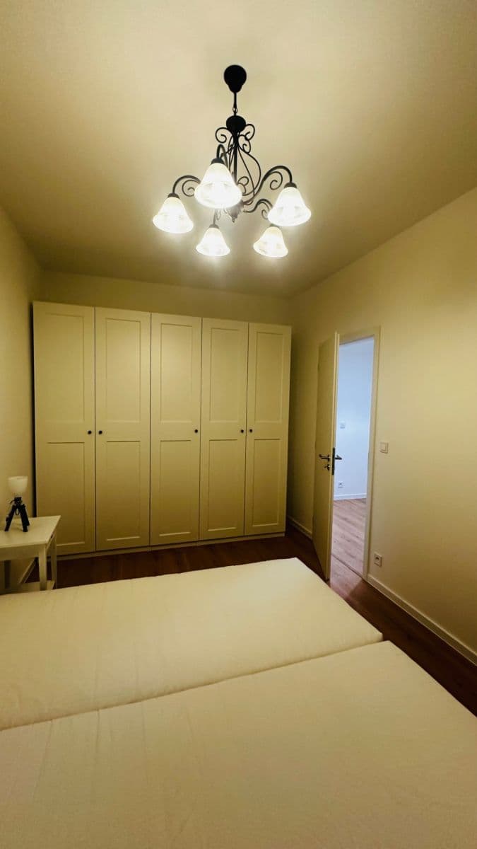Prenájom bytu 2-izbový 36 m², Elišky Přemyslovny, Praha, Praha Prenájom bytu 2-izbový 36 m², Elišky Přemyslovny, Praha, Praha