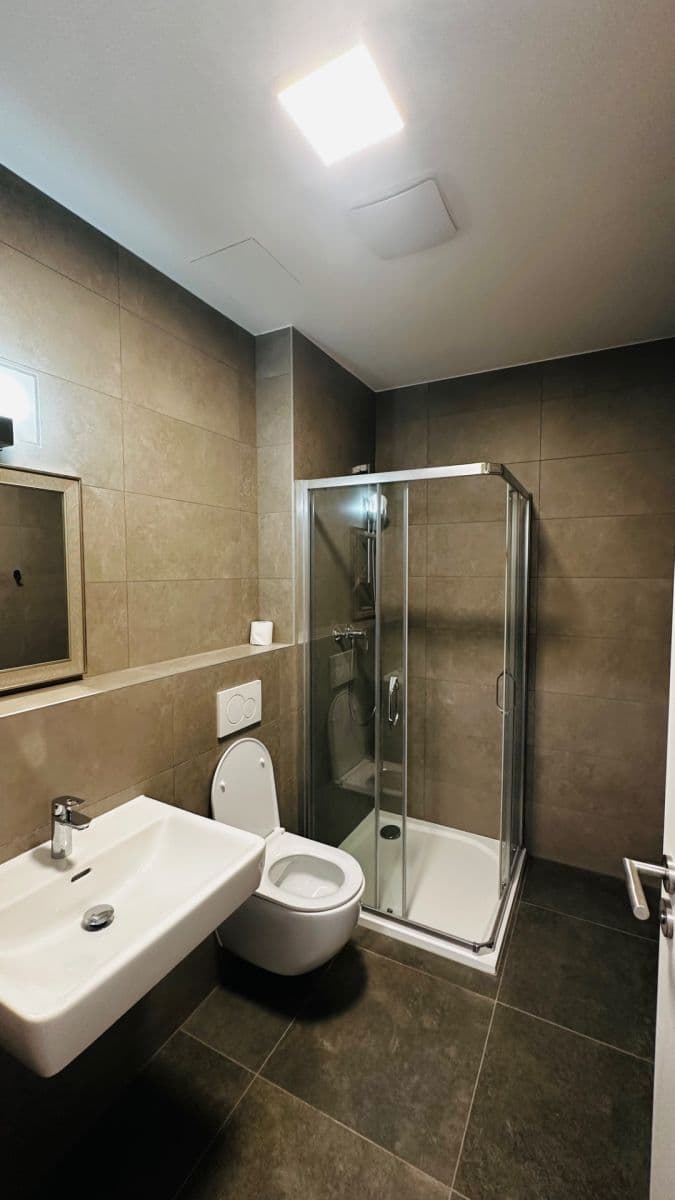 Prenájom bytu 2-izbový 36 m², Elišky Přemyslovny, Praha, Praha Prenájom bytu 2-izbový 36 m², Elišky Přemyslovny, Praha, Praha