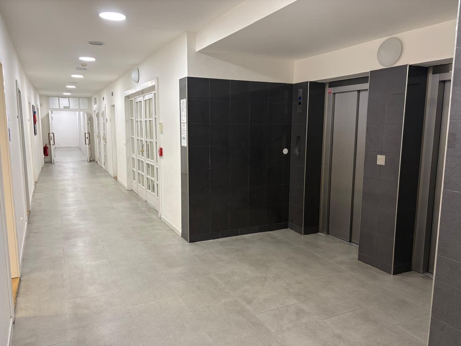 Prenájom nebytového priestoru 25 m², Purkyňova, Praha, Praha Prenájom nebytového priestoru 25 m², Purkyňova, Praha, Praha