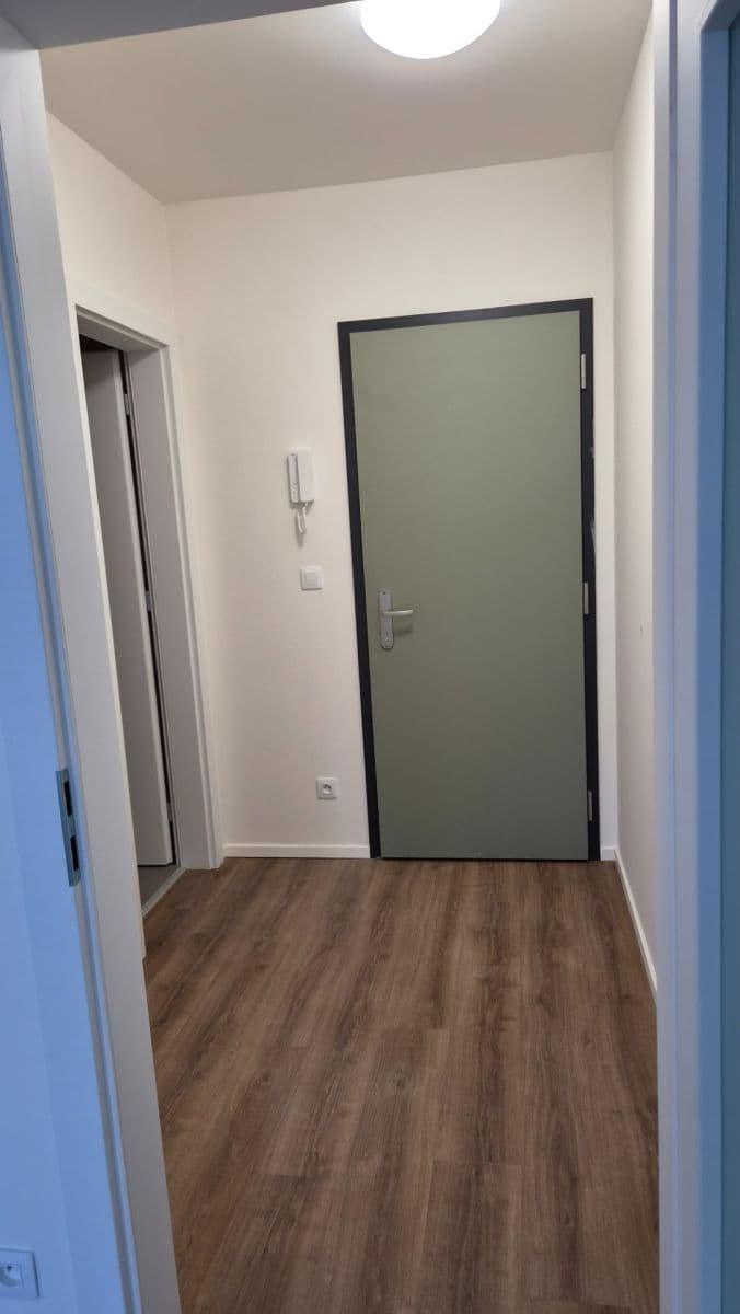 Prenájom bytu 2-izbový 47 m², Arnošta Valenty, Praha, Praha Prenájom bytu 2-izbový 47 m², Arnošta Valenty, Praha, Praha