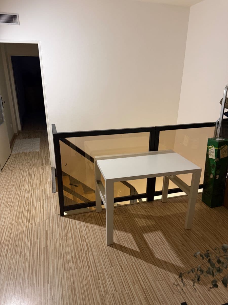 Prenájom bytu 3-izbový 109 m², Jeremenkova, Praha, Praha Prenájom bytu 3-izbový 109 m², Jeremenkova, Praha, Praha