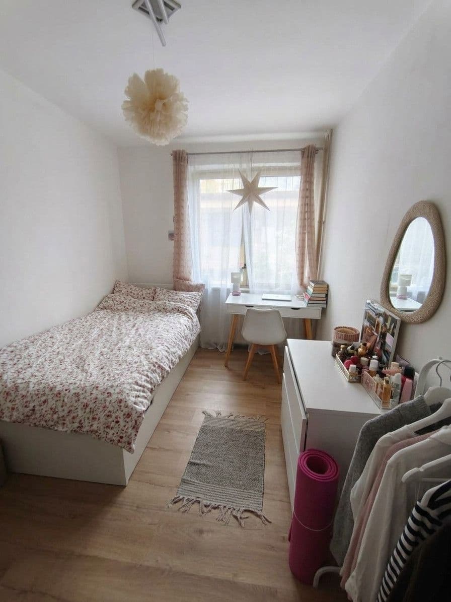 Predaj bytu 4-izbový 77 m², Hrusická, Praha, Praha Predaj bytu 4-izbový 77 m², Hrusická, Praha, Praha