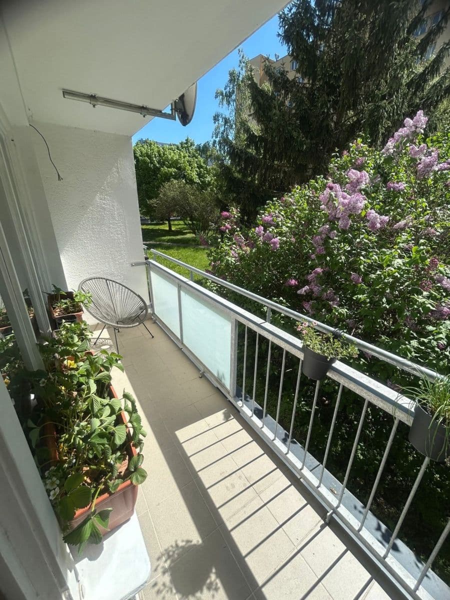 Predaj bytu 4-izbový 77 m², Hrusická, Praha, Praha Predaj bytu 4-izbový 77 m², Hrusická, Praha, Praha