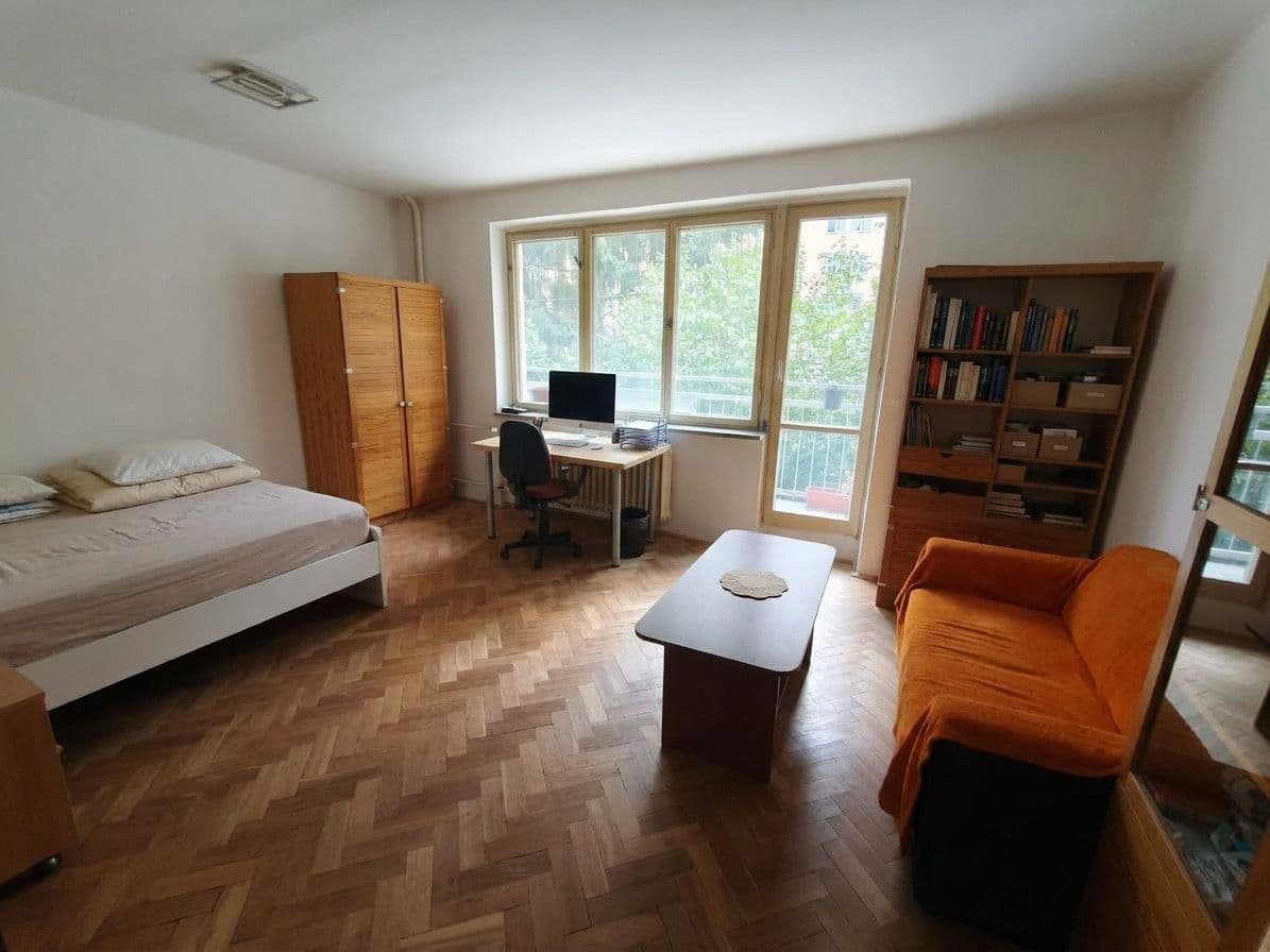 Predaj bytu 4-izbový 77 m², Hrusická, Praha, Praha Predaj bytu 4-izbový 77 m², Hrusická, Praha, Praha