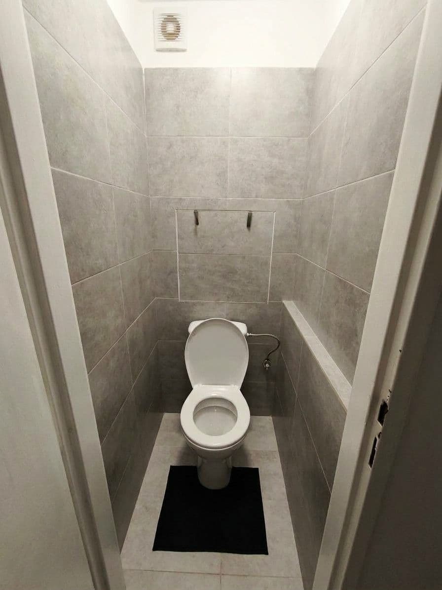 Predaj bytu 4-izbový 77 m², Hrusická, Praha, Praha Predaj bytu 4-izbový 77 m², Hrusická, Praha, Praha