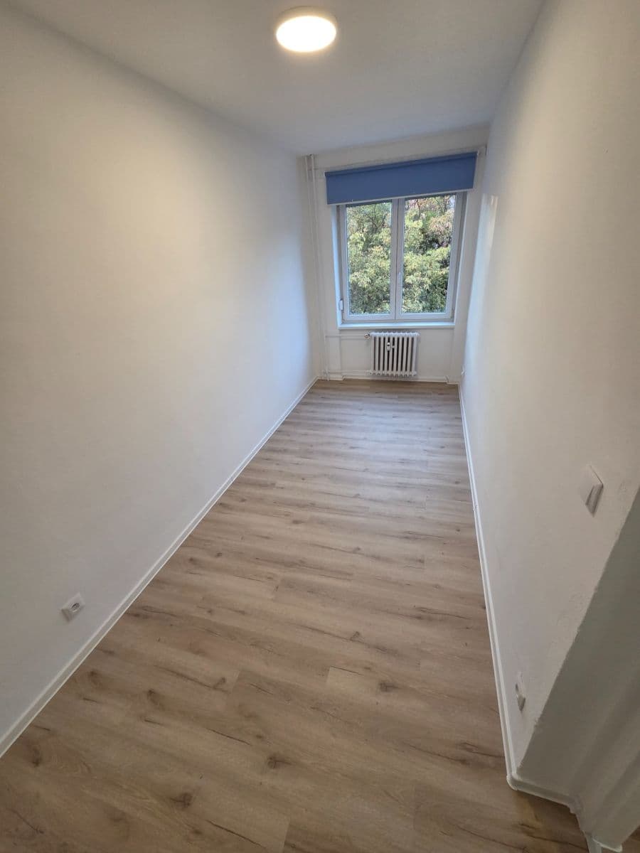 Prenájom bytu 3-izbový 73 m², Na Královkách, Kuřim, Jihomoravský kraj Prenájom bytu 3-izbový 73 m², Na Královkách, Kuřim, Jihomoravský kraj