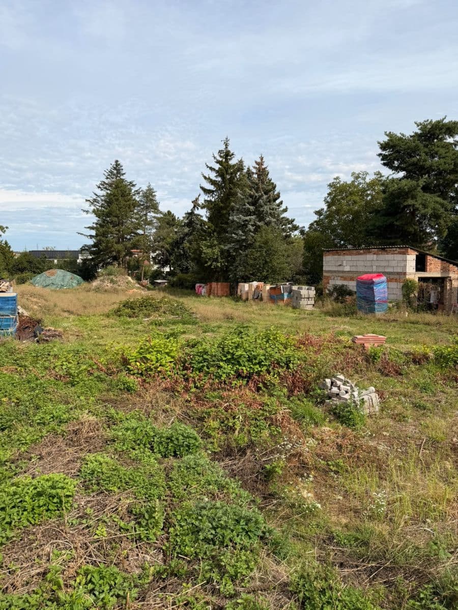 Predaj pozemku 1.342 m², Zbuzany, Středočeský kraj Predaj pozemku 1.342 m², Zbuzany, Středočeský kraj