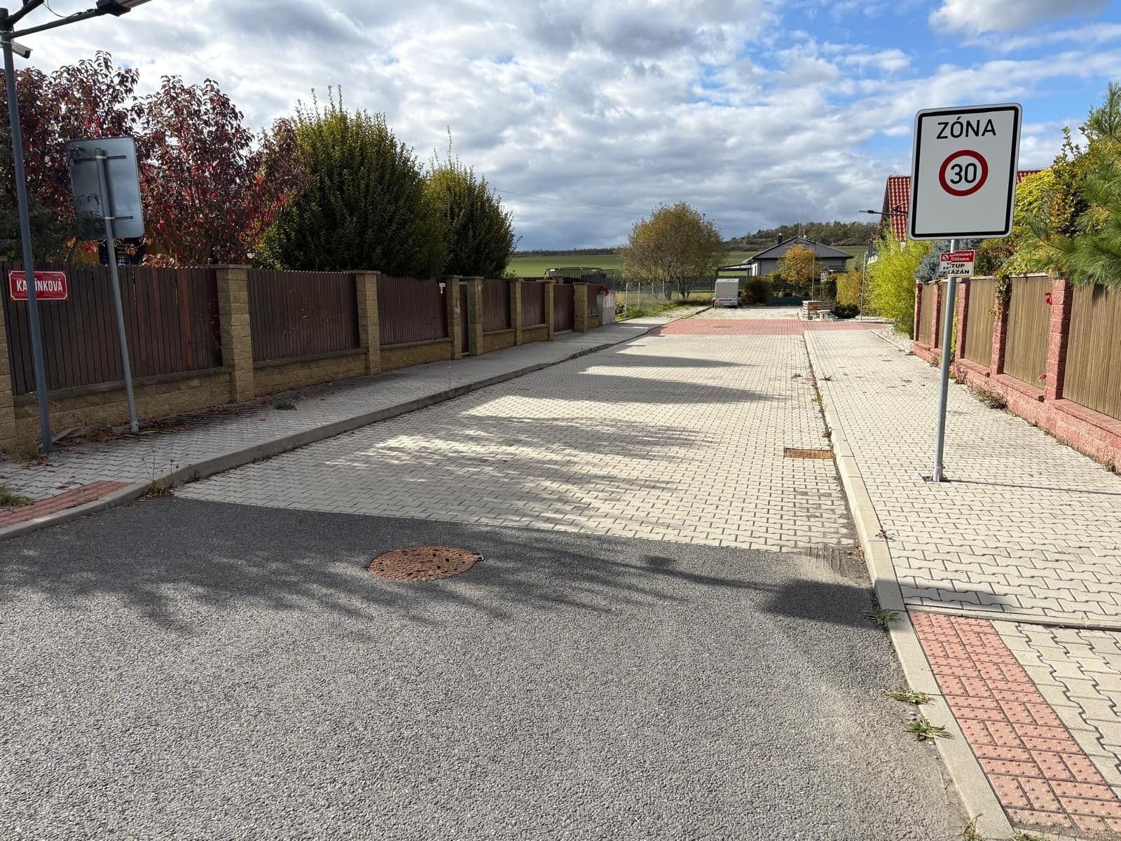 Predaj pozemku 1.069 m², Plzeň, Plzeňský kraj Predaj pozemku 1.069 m², Plzeň, Plzeňský kraj