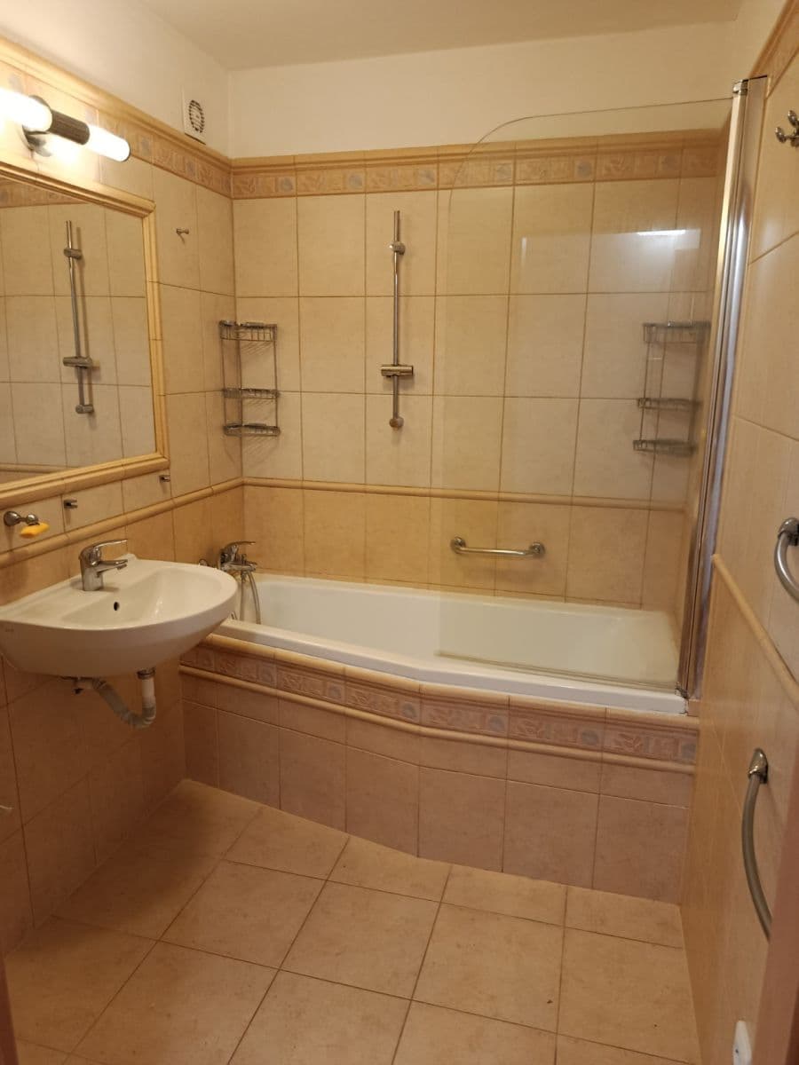 Prenájom bytu 3-izbový 71 m², Josefy Faimonové, Brno, Jihomoravský kraj Prenájom bytu 3-izbový 71 m², Josefy Faimonové, Brno, Jihomoravský kraj