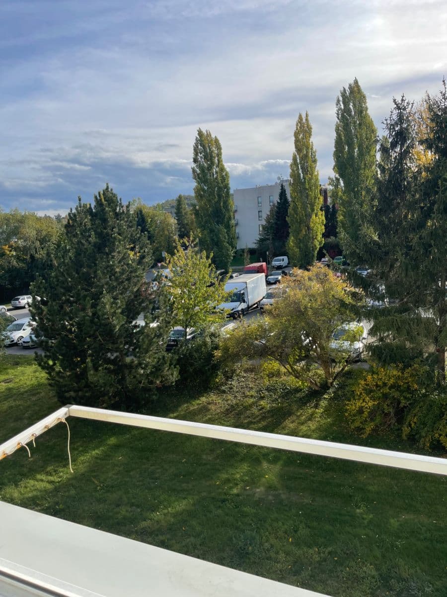 Prenájom bytu 2-izbový 60 m², Ke Kamínce, Praha, Praha Prenájom bytu 2-izbový 60 m², Ke Kamínce, Praha, Praha