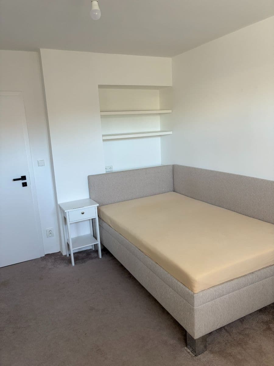 Prenájom domu 80 m², pozemok 200 m², Břevnická, Havlíčkův Brod, Kraj Vysočina Prenájom domu 80 m², pozemok 200 m², Břevnická, Havlíčkův Brod, Kraj Vysočina