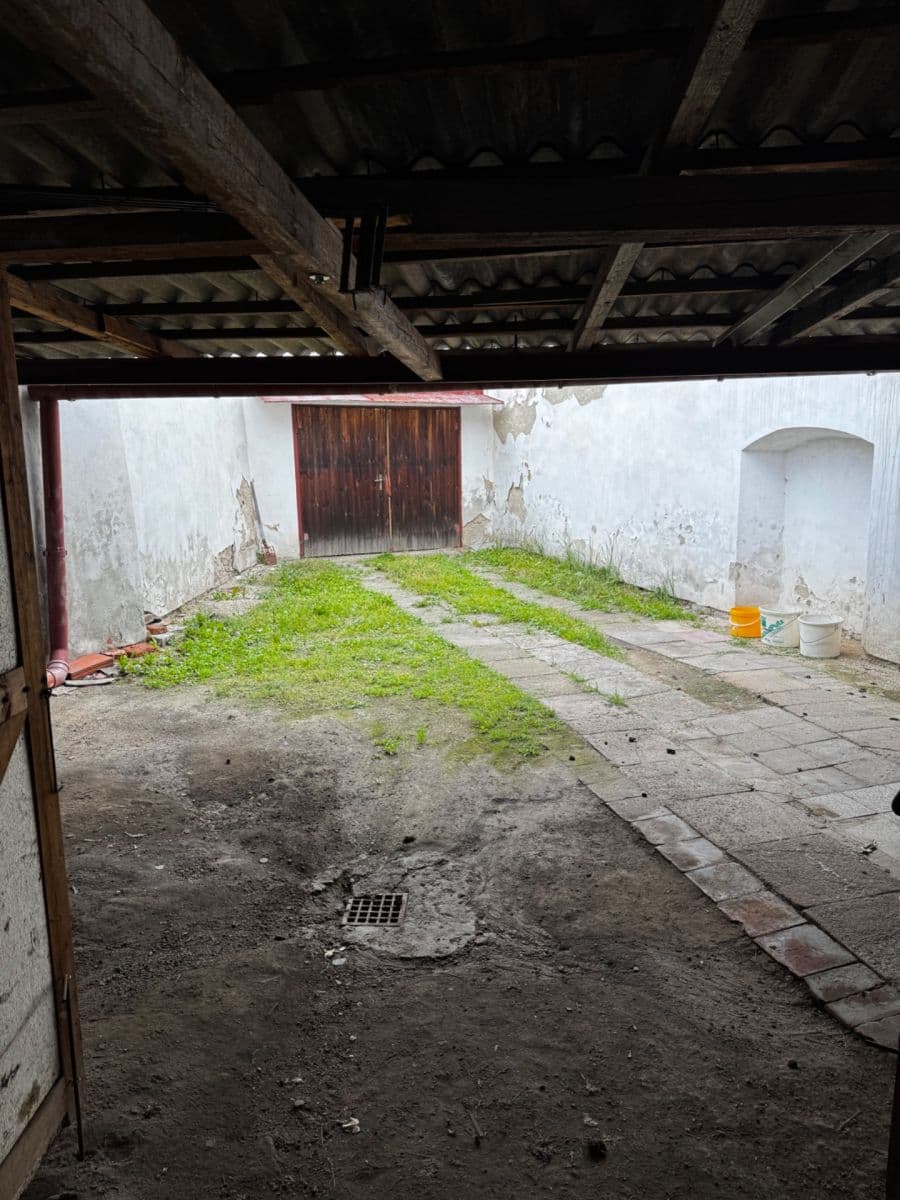 Prenájom garáže 227 m², Český Krumlov, Jihočeský kraj Prenájom garáže 227 m², Český Krumlov, Jihočeský kraj