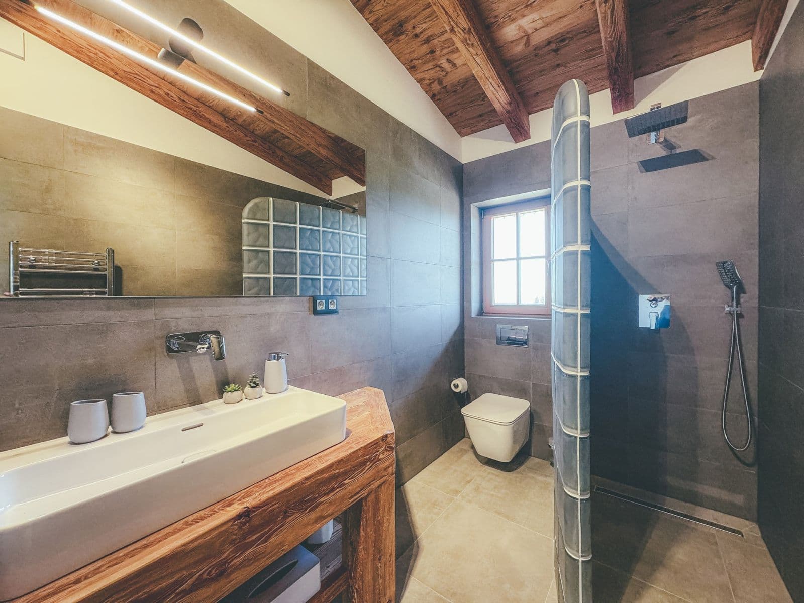 Predaj rekreačného objektu 94 m², pozemok 607 m², Dubí, Ústecký kraj Predaj rekreačného objektu 94 m², pozemok 607 m², Dubí, Ústecký kraj