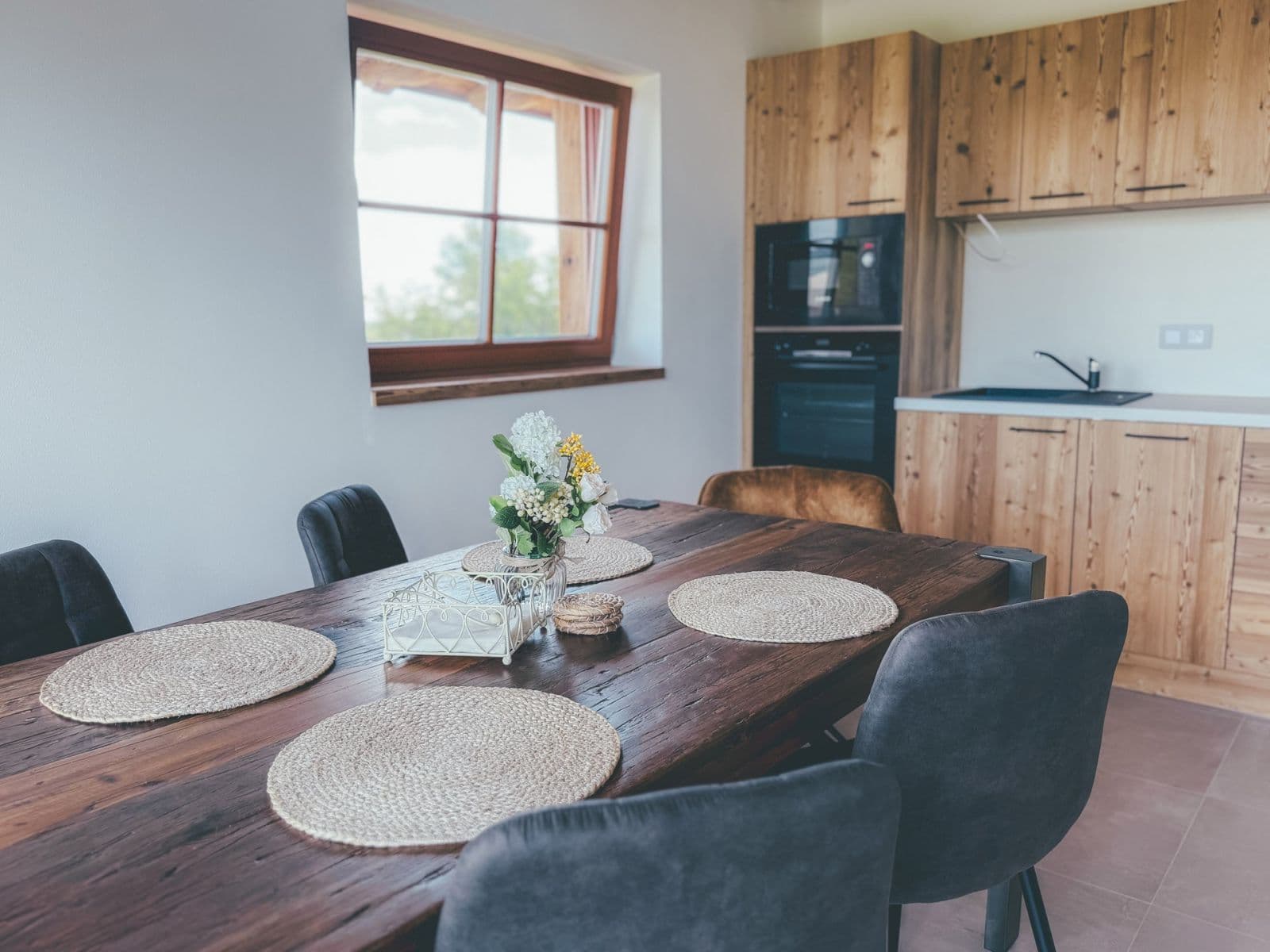 Predaj rekreačného objektu 94 m², pozemok 607 m², Dubí, Ústecký kraj Predaj rekreačného objektu 94 m², pozemok 607 m², Dubí, Ústecký kraj