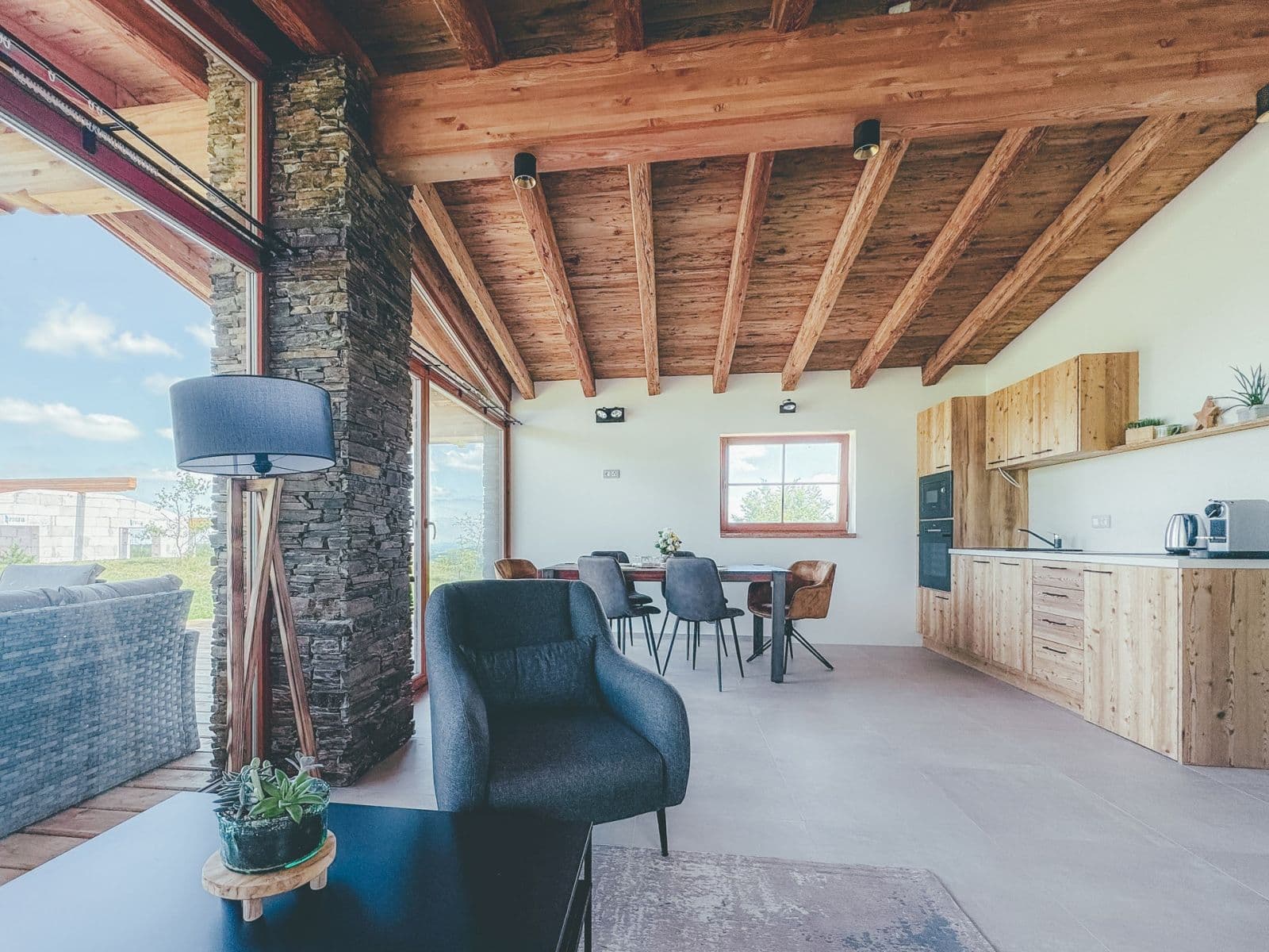 Predaj rekreačného objektu 94 m², pozemok 607 m², Dubí, Ústecký kraj Predaj rekreačného objektu 94 m², pozemok 607 m², Dubí, Ústecký kraj