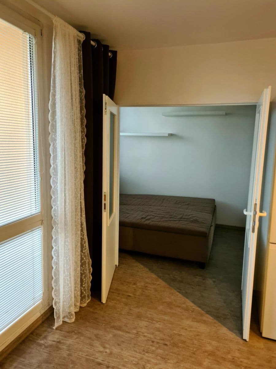 Prenájom bytu 2-izbový 46 m², Bouřilova, Praha, Praha Prenájom bytu 2-izbový 46 m², Bouřilova, Praha, Praha