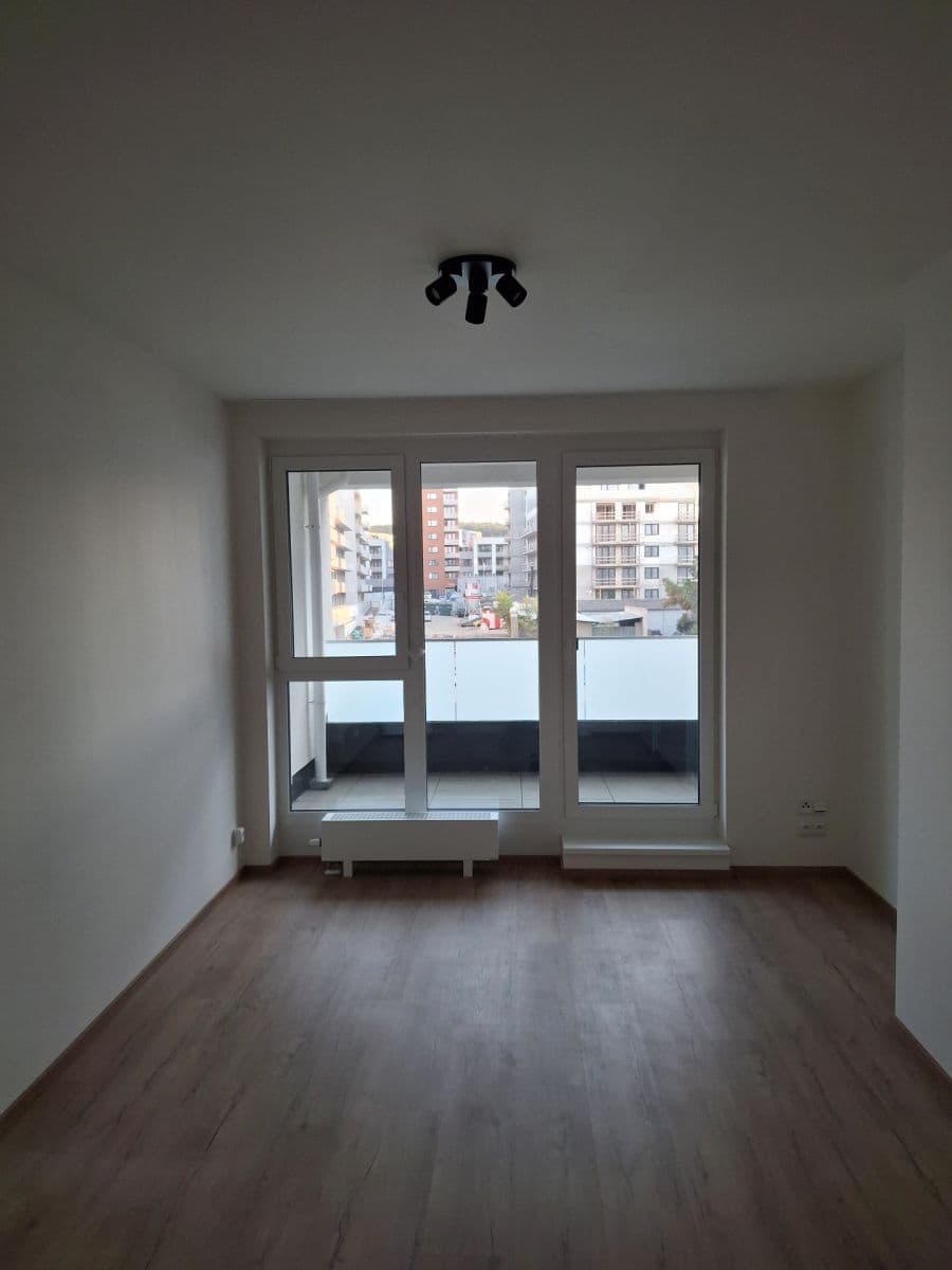 Prenájom bytu 2-izbový 43 m², Pod Harfou, Praha, Praha Prenájom bytu 2-izbový 43 m², Pod Harfou, Praha, Praha