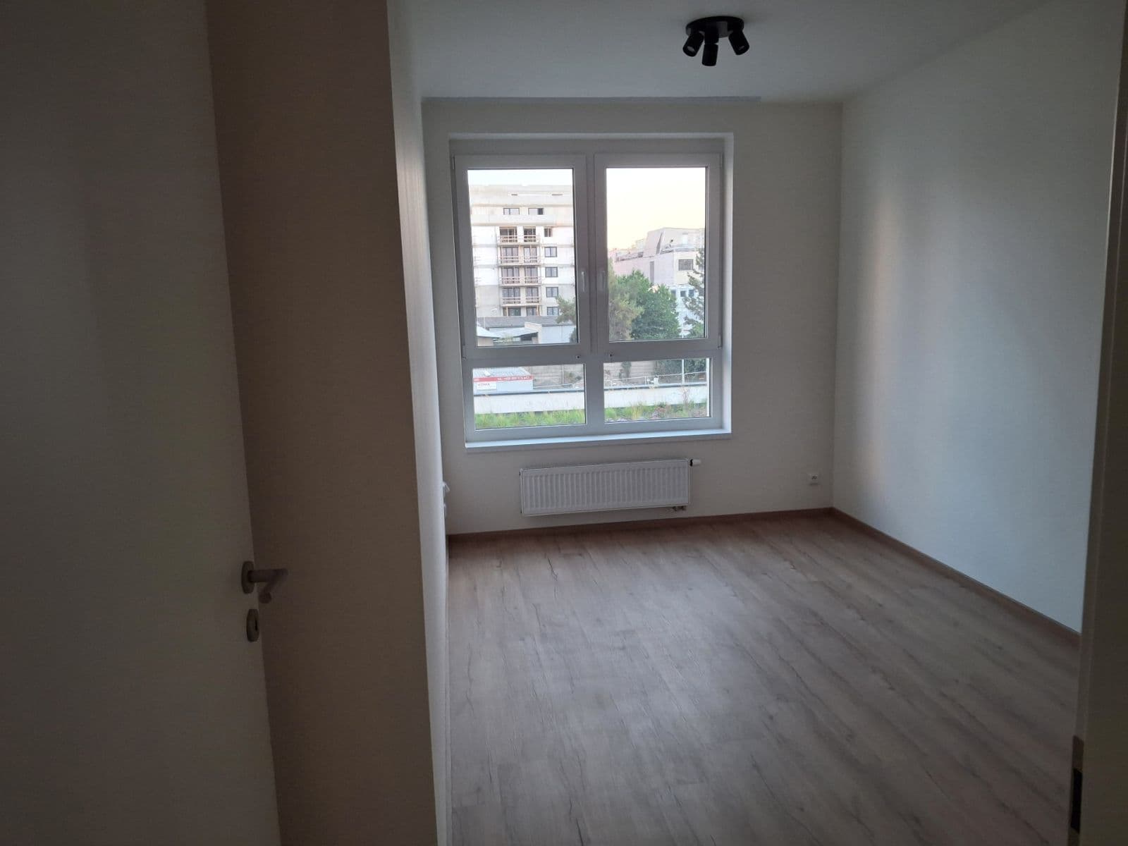 Prenájom bytu 2-izbový 43 m², Pod Harfou, Praha, Praha Prenájom bytu 2-izbový 43 m², Pod Harfou, Praha, Praha