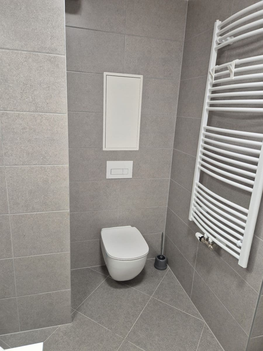 Prenájom bytu 2-izbový 43 m², Pod Harfou, Praha, Praha Prenájom bytu 2-izbový 43 m², Pod Harfou, Praha, Praha