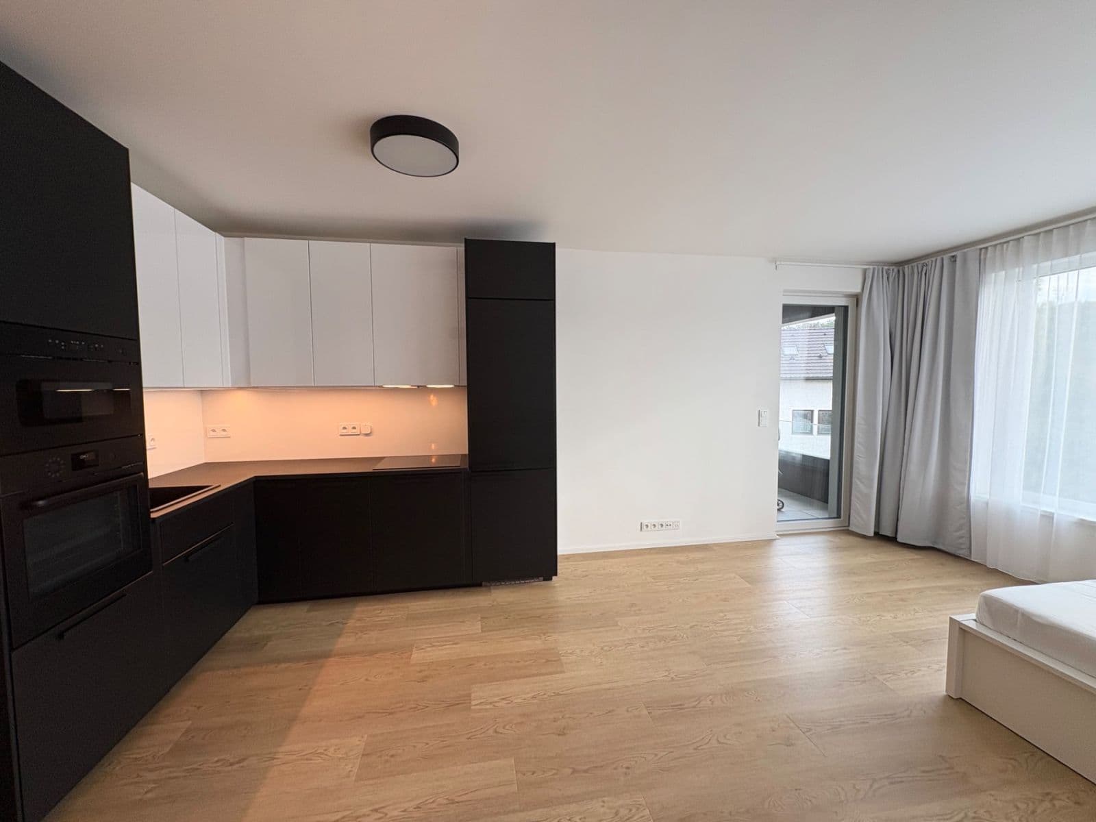 Prenájom bytu 1-izbový 40 m², Skálové, Praha, Praha Prenájom bytu 1-izbový 40 m², Skálové, Praha, Praha