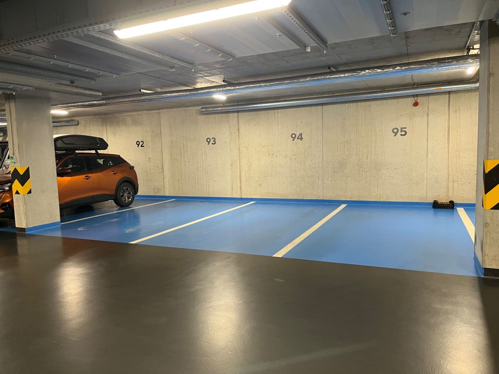 Prenájom bytu 1-izbový 40 m², Skálové, Praha, Praha Prenájom bytu 1-izbový 40 m², Skálové, Praha, Praha