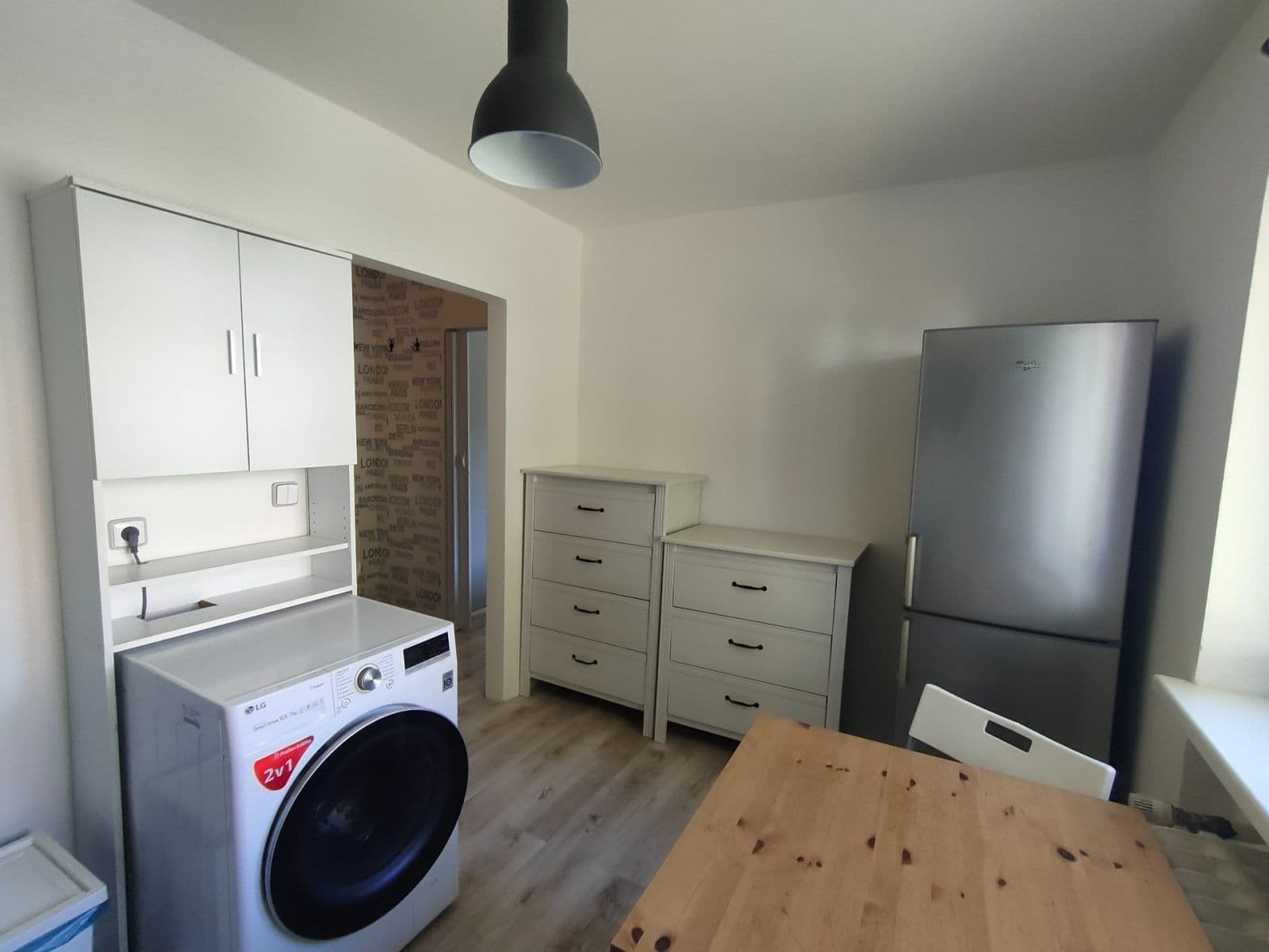 Prenájom bytu 1-izbový 30 m², J. A. Komenského, Stochov, Středočeský kraj Prenájom bytu 1-izbový 30 m², J. A. Komenského, Stochov, Středočeský kraj