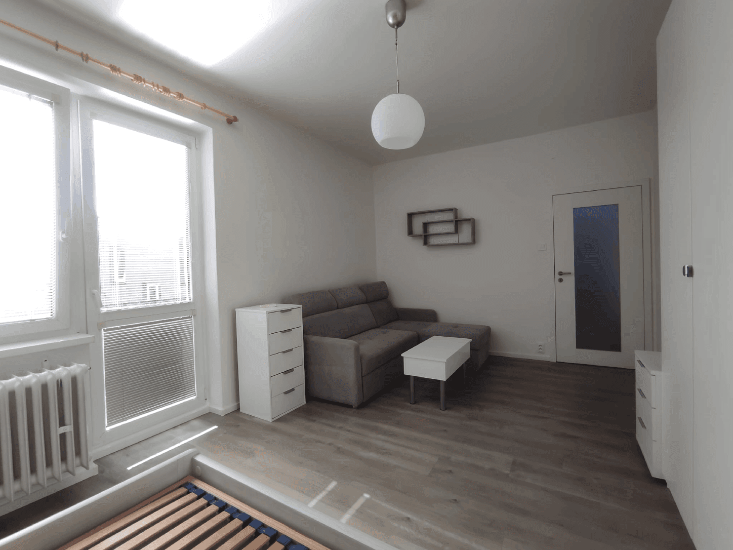 Prenájom bytu 1-izbový 36 m², Královická, Praha, Praha Prenájom bytu 1-izbový 36 m², Královická, Praha, Praha
