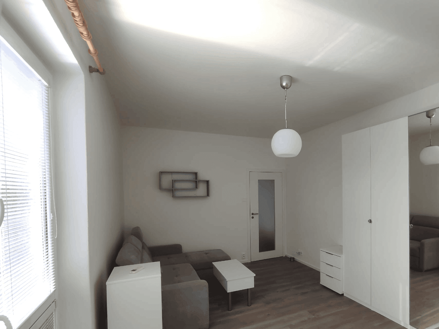 Prenájom bytu 1-izbový 36 m², Královická, Praha, Praha Prenájom bytu 1-izbový 36 m², Královická, Praha, Praha