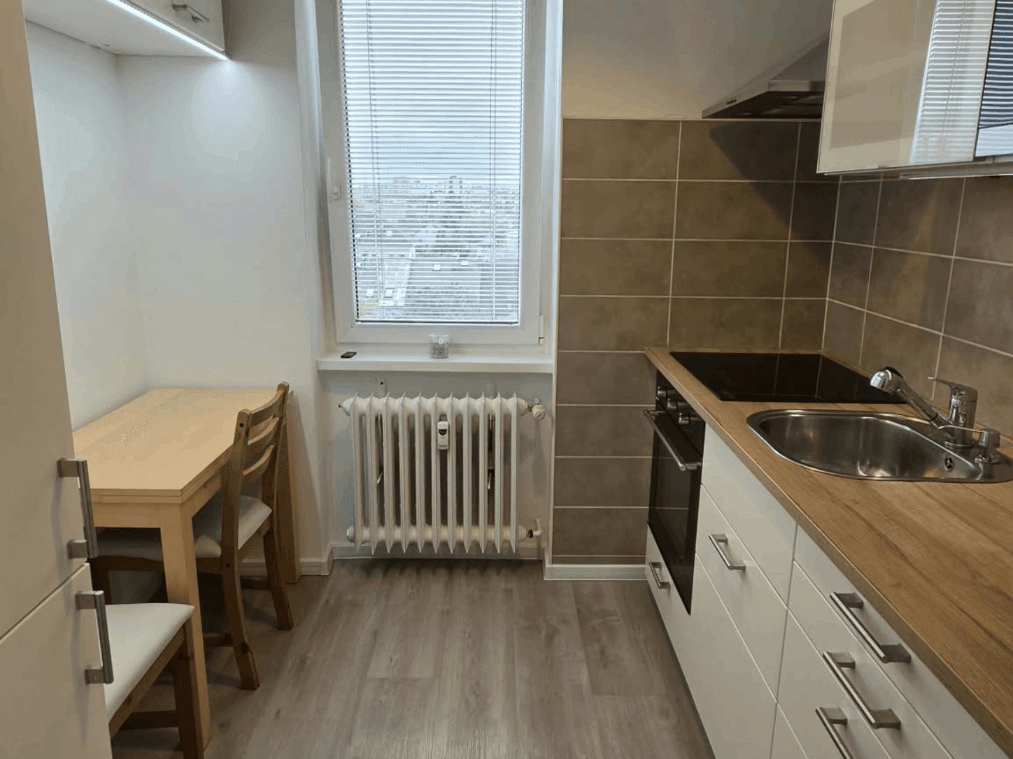 Prenájom bytu 1-izbový 36 m², Královická, Praha, Praha Prenájom bytu 1-izbový 36 m², Královická, Praha, Praha