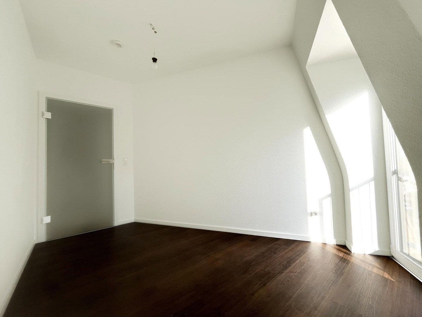 Prenájom bytu 3-izbový 65 m², Am Leiderat 7, Neustadt an der Weinstraße, Porýnie-Falcko Prenájom bytu 3-izbový 65 m², Am Leiderat 7, Neustadt an der Weinstraße, Porýnie-Falcko