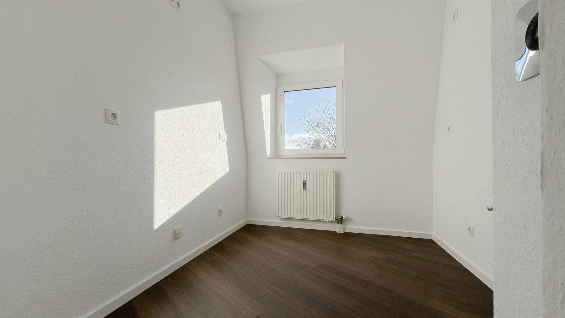 Prenájom bytu 3-izbový 65 m², Am Leiderat 7, Neustadt an der Weinstraße, Porýnie-Falcko Prenájom bytu 3-izbový 65 m², Am Leiderat 7, Neustadt an der Weinstraße, Porýnie-Falcko
