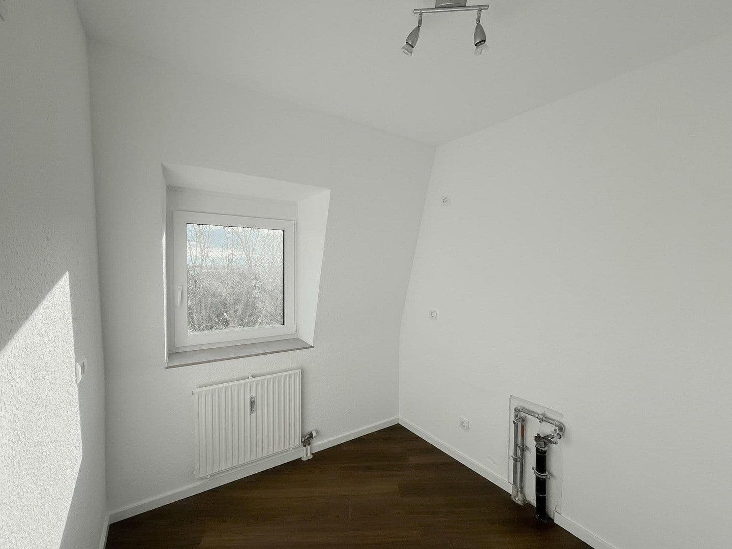 Prenájom bytu 3-izbový 65 m², Am Leiderat 7, Neustadt an der Weinstraße, Porýnie-Falcko Prenájom bytu 3-izbový 65 m², Am Leiderat 7, Neustadt an der Weinstraße, Porýnie-Falcko