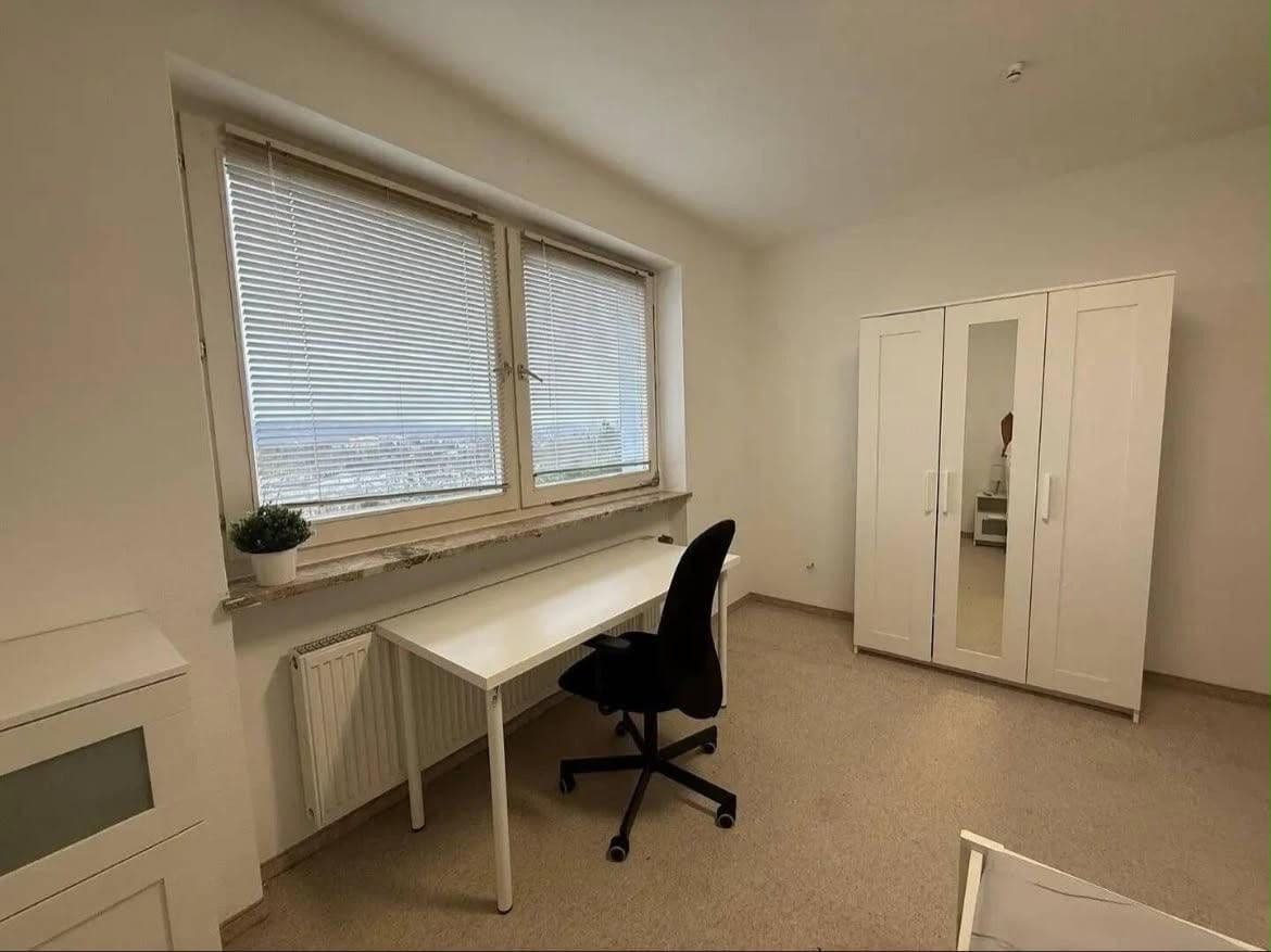 Prenájom bytu 1-izbový 25 m², Würzburger Ring 35, Erlangen, Bavorsko Prenájom bytu 1-izbový 25 m², Würzburger Ring 35, Erlangen, Bavorsko