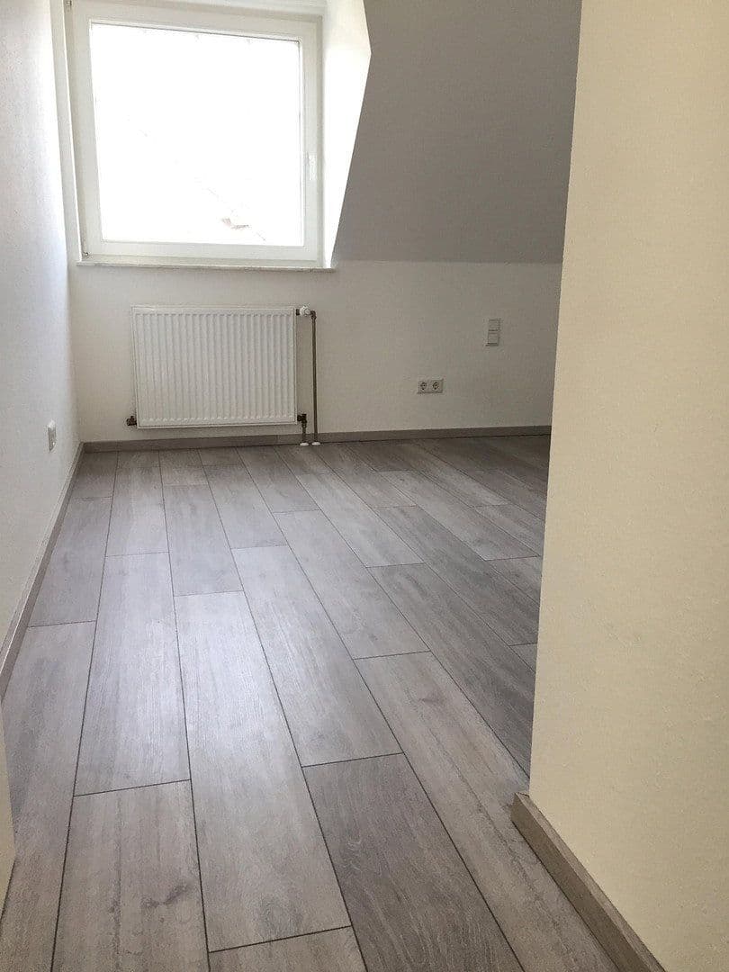Predaj bytu 4-izbový 77 m², Hölderlin Str. 2, Stuhr, Dolné Sasko Predaj bytu 4-izbový 77 m², Hölderlin Str. 2, Stuhr, Dolné Sasko