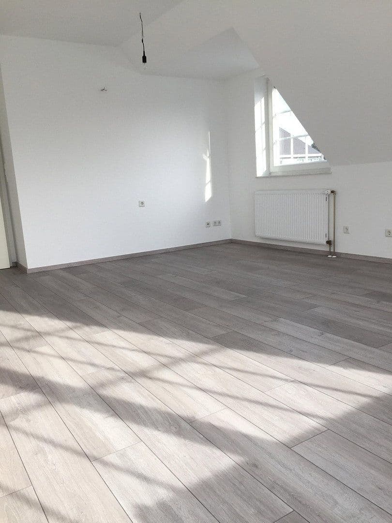 Predaj bytu 4-izbový 77 m², Hölderlin Str. 2, Stuhr, Dolné Sasko Predaj bytu 4-izbový 77 m², Hölderlin Str. 2, Stuhr, Dolné Sasko