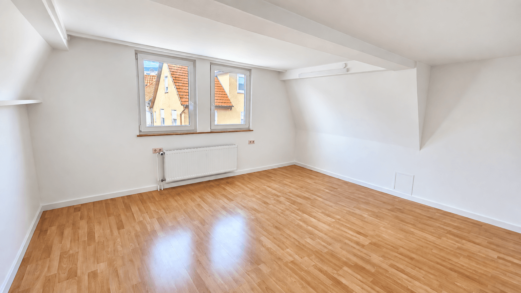 Prenájom bytu 2-izbový 62 m², Scherzachstr. 12, Weingarten, Bádensko-Wurttembersko Prenájom bytu 2-izbový 62 m², Scherzachstr. 12, Weingarten, Bádensko-Wurttembersko