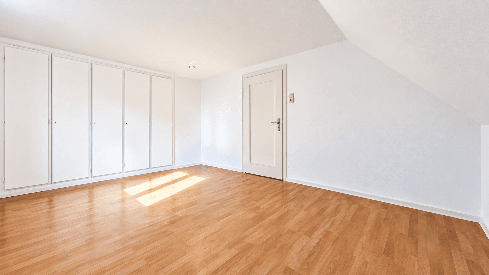 Prenájom bytu 2-izbový 62 m², Scherzachstr. 12, Weingarten, Bádensko-Wurttembersko Prenájom bytu 2-izbový 62 m², Scherzachstr. 12, Weingarten, Bádensko-Wurttembersko