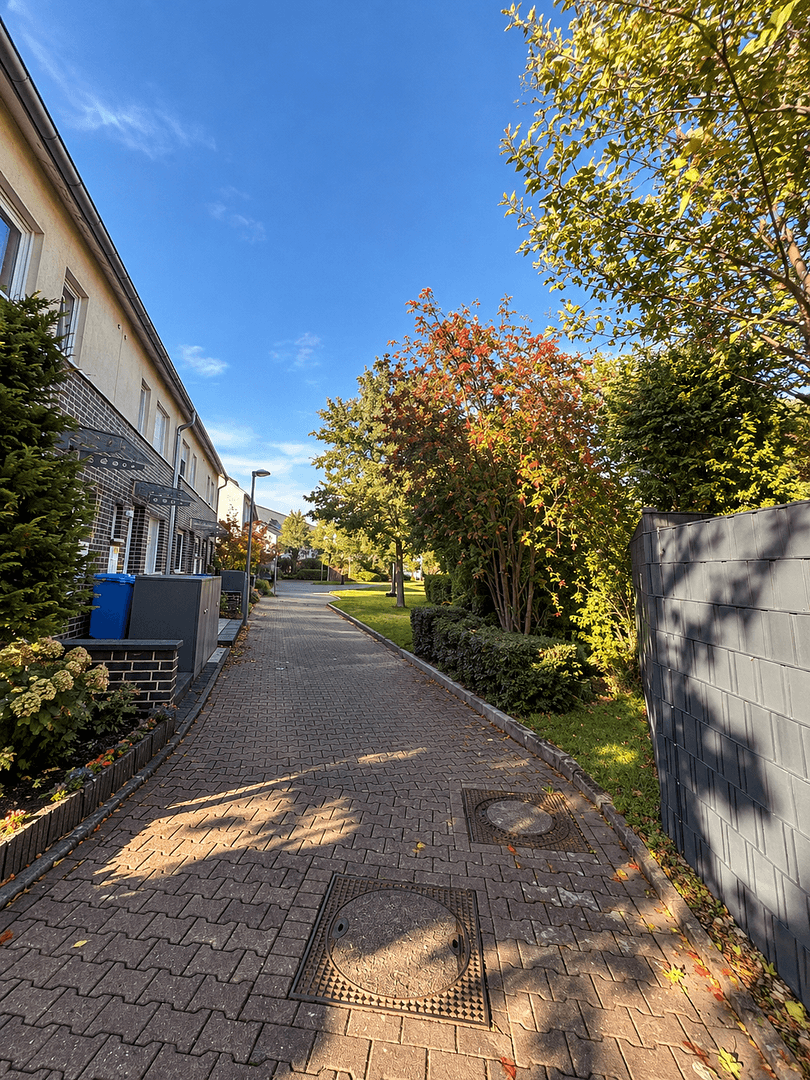 Predaj domu 107 m², pozemok 188 m², Neuss, Severné Porýnie - Westfálsko Predaj domu 107 m², pozemok 188 m², Neuss, Severné Porýnie - Westfálsko