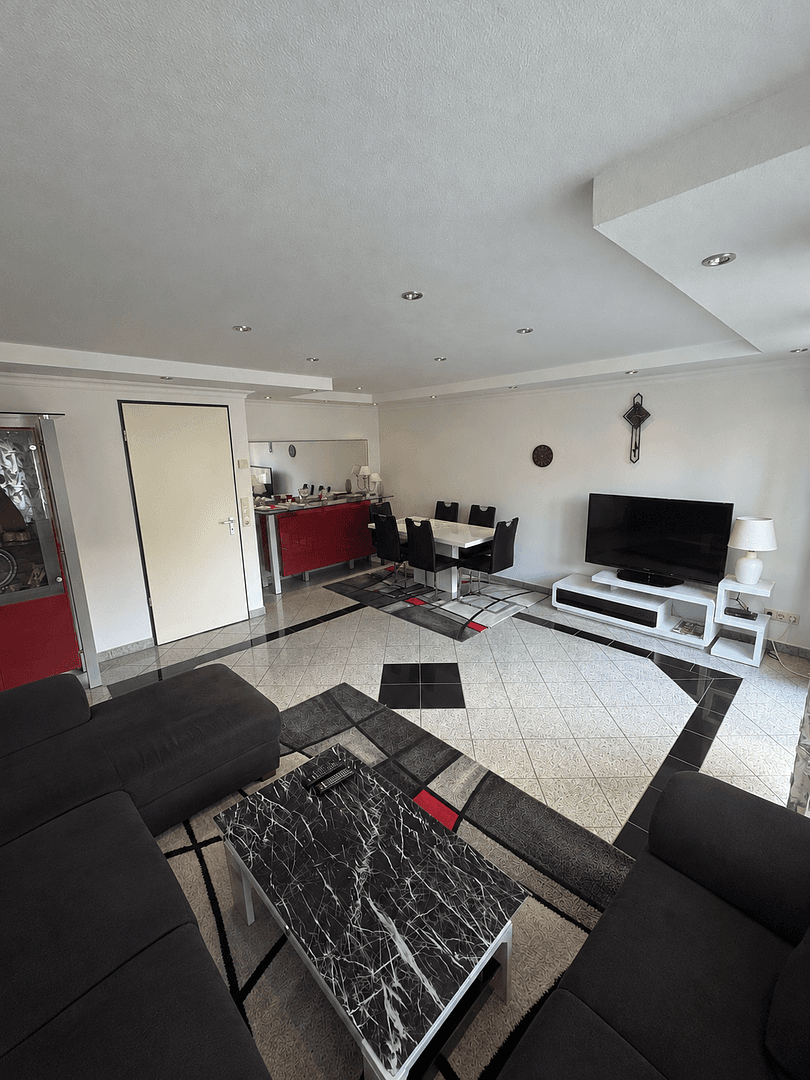 Predaj domu 107 m², pozemok 188 m², Neuss, Severné Porýnie - Westfálsko Predaj domu 107 m², pozemok 188 m², Neuss, Severné Porýnie - Westfálsko